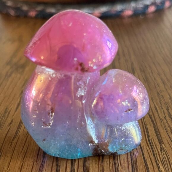 Aura Garden Clear Quartz Crystal Double Mushroom Carving 103g 2.75”x2.25” - Picture 7 of 7